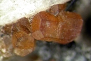 碱硅锰钛石