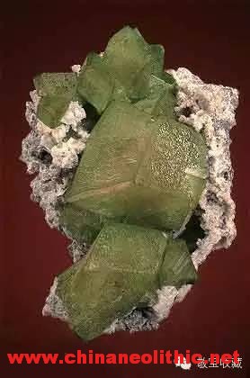 菱锌矿，8.4厘米  Berg Aukus, Namibie