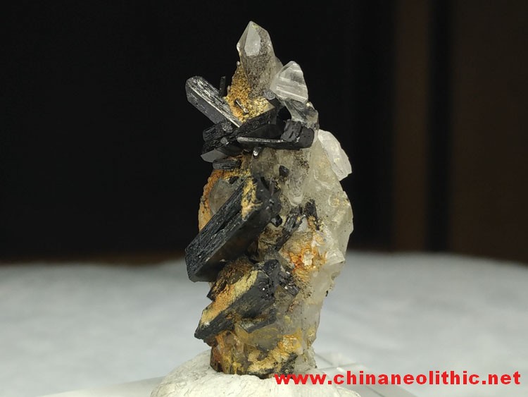 标准黑钨矿晶体和水晶共生矿物晶体标本,黑钨
