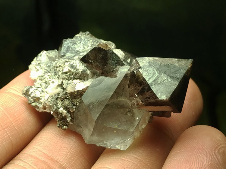 八面体白钨矿和水晶共生矿物晶体标本原石原矿【产地瑶岗仙】,白钨,水晶