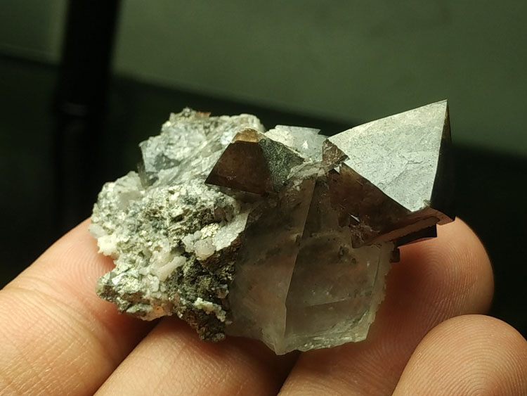 八面体白钨矿和水晶共生矿物晶体标本原石原矿【产地瑶岗仙】,白钨,水晶