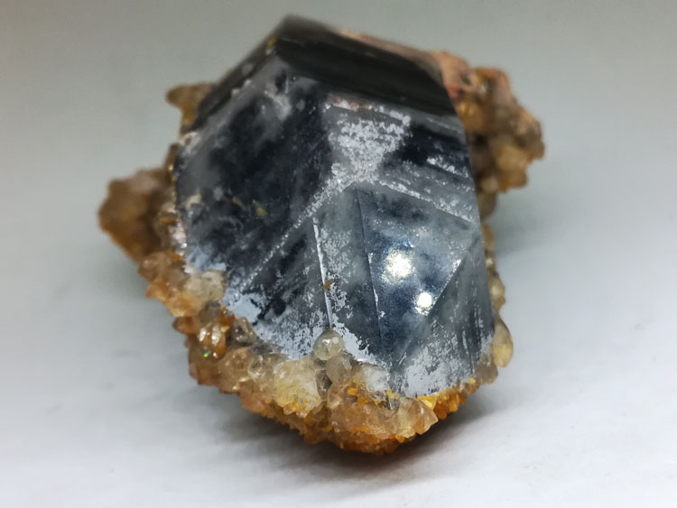 完整全浮生辉沸石、方解石和黑水晶共生矿物晶体矿物标本宝石原石,辉沸石,方解,水晶
