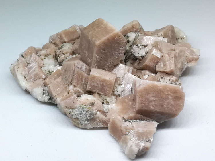 钾长石双晶和钠长石共生矿物标本晶体宝石原石原矿原料,长石