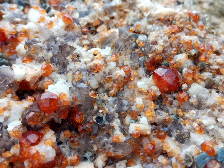 Manganese aluminum garnet and feldspar, mica,  smoky quartz stone ore mineral specimens gem,Garnet,Quartz,Feldspar,Mica