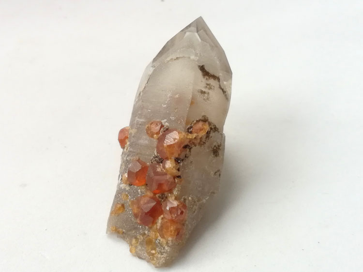 橙红色锰铝石榴石芬达石烟晶共生包裹体矿物标本晶体宝石原石原矿,水晶,石榴石