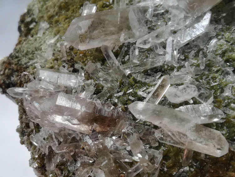 罕见的白水晶簇和绿云母、长石共生矿物标本晶体宝石原石原矿石,水晶,云母,长石