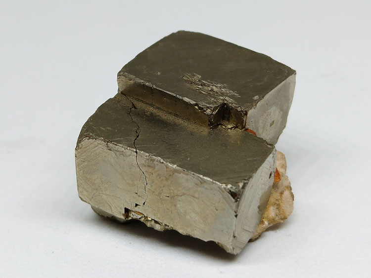 锰铝石榴石芬达石和黄铁矿共生矿物标本晶体宝石原石原矿石精品,石榴石,黄铁矿
