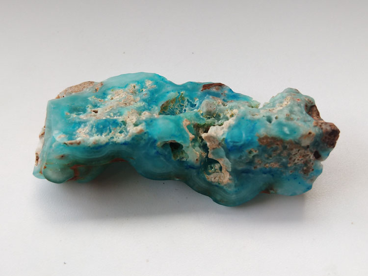 Bright-coloured Hemimorphite naturally follows the shape to hang playthings of gemstone mineral crys,Hemimorphite