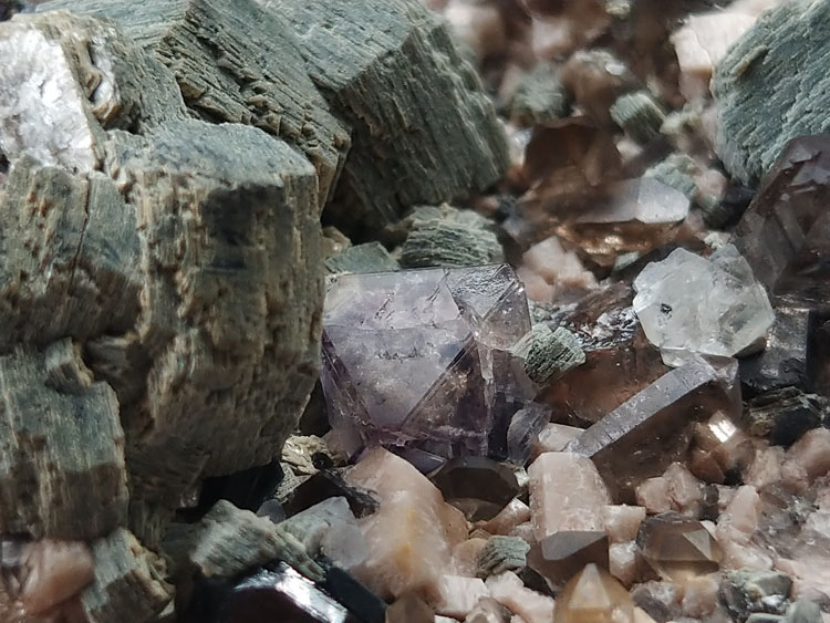 Mica,Fluorite,Smoky Quartz, Microcline Feldspar Mineral Specimens Mineral Crystals Gem Materials,Mica,Fluorite,Quartz,Feldspar