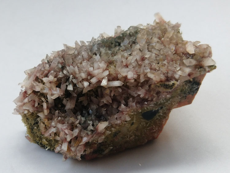 新出浊沸石和绿帘石钾正长石矿物标本晶体晶簇晶洞宝石原石原矿石,浊沸石,绿帘石,长石