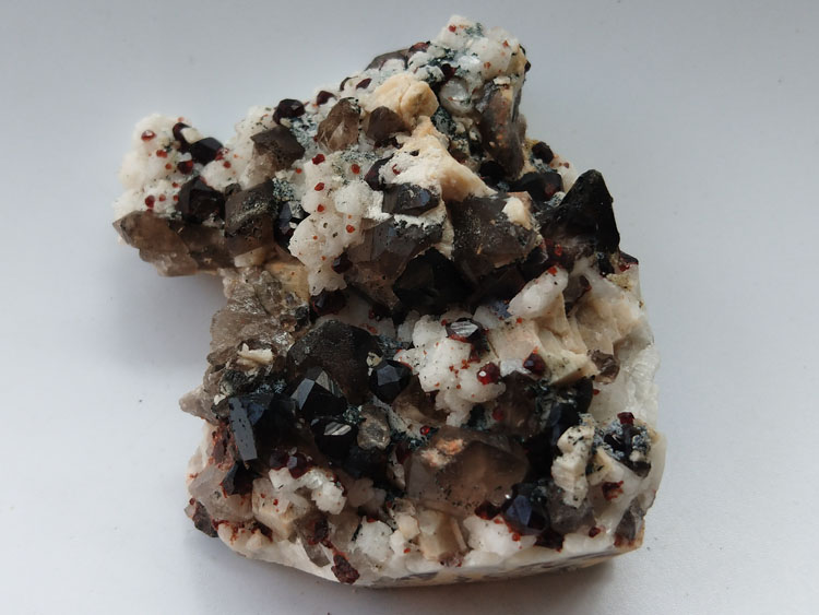 Manganese-aluminum Garnet Spessartine Smoky Quartz Microcline Albite  Feldspar Mineral Specimens,Garnet,Quartz,Feldspar