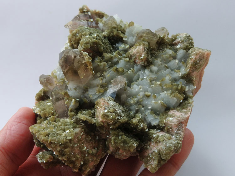 绿云母茶色水晶烟晶钾微斜长石钠长石矿物标本晶体晶簇宝石原矿石,云母,水晶,长石