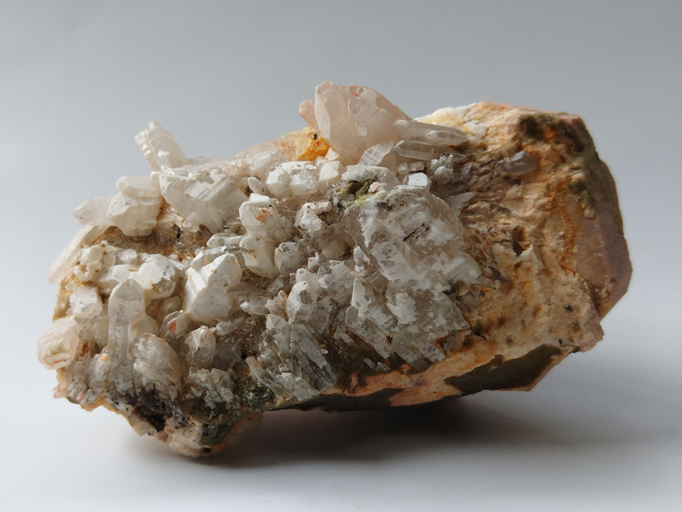 粉红钾长石白茶水晶共生矿物标本晶体晶簇晶洞宝石原石原矿石能量,长石,水晶